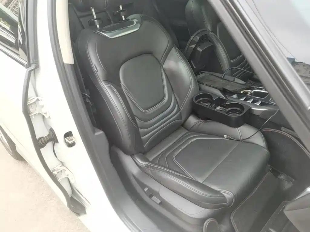 DS 5 2015 2014 1.6T Elegance THP160