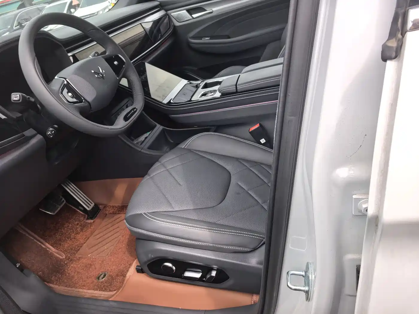 ARCFOX EXTREME FOX POLAR FOX ALPHA T6