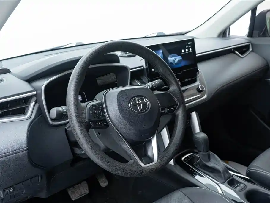 Фото 19 - Toyota Frontlander