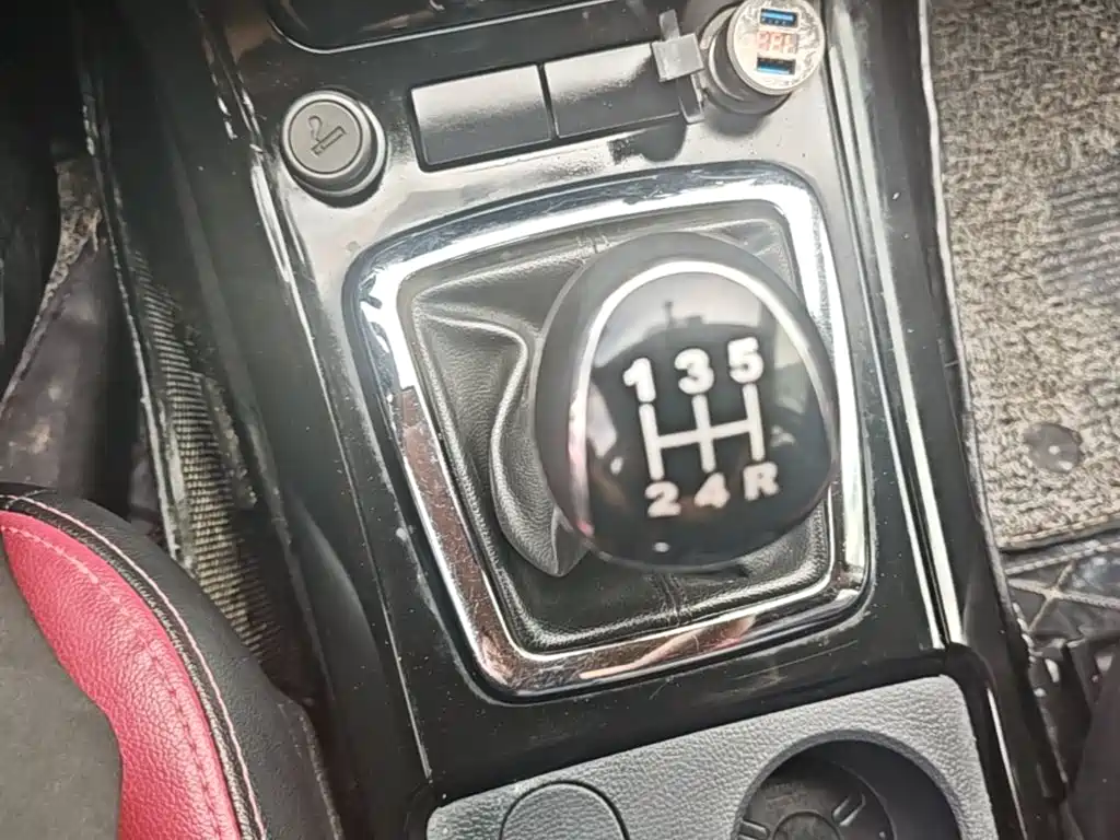 Фото 14 - BAIC Huansu S3
