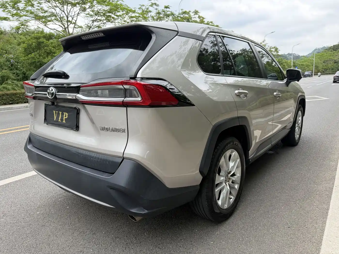 Toyota Wildlander 2022 Facelift 2.0L CVT 2WD Leading Edition фото 7