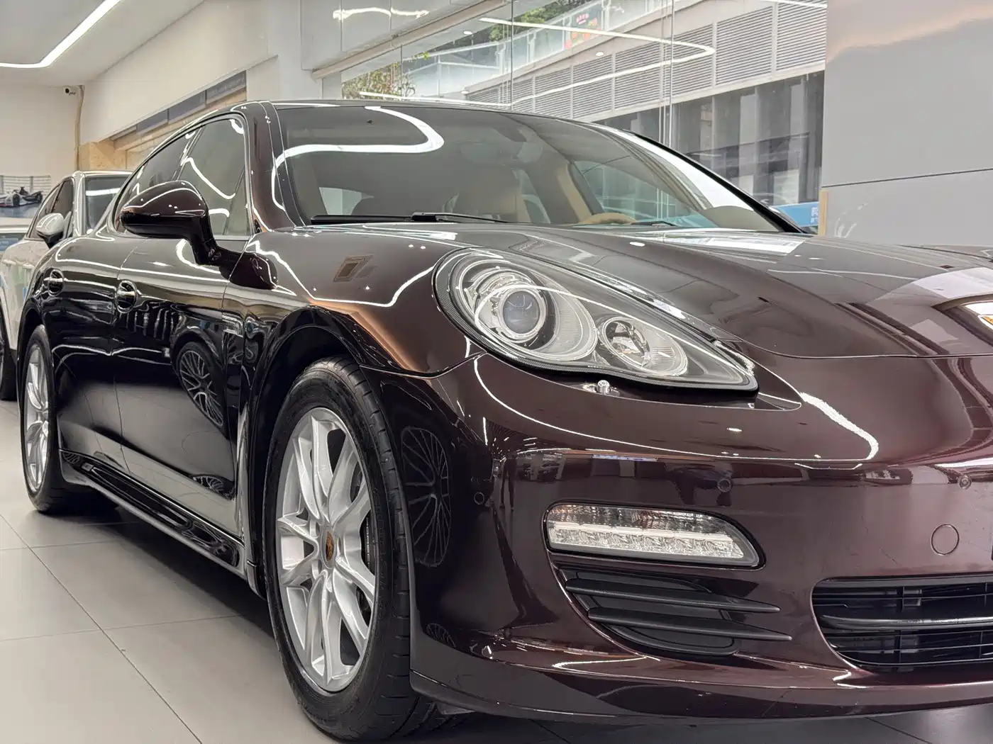 Porsche Panamera 2010 Panamera 3.6L фото 3