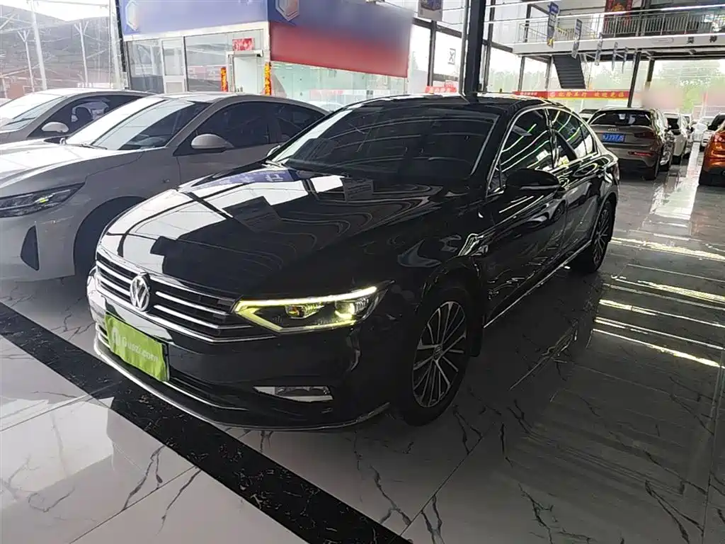 Volkswagen Magotan 2020 330TSI DSG Luxury