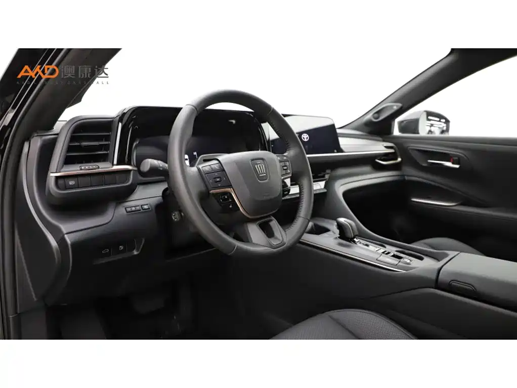 Toyota Crown SportCross 2023 2.5L SportCross HEV FWD Premium Edition фото 6