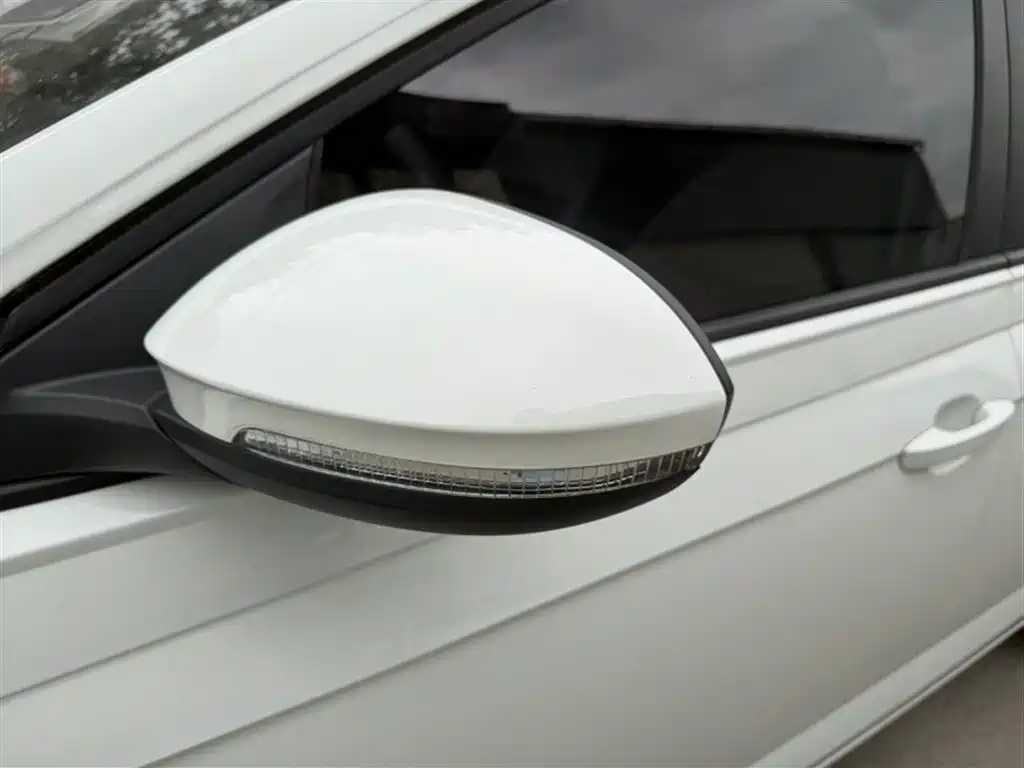 Volkswagen Lavida 2023 Xinrui 1.5L Auto Xinyi Edition фото 15