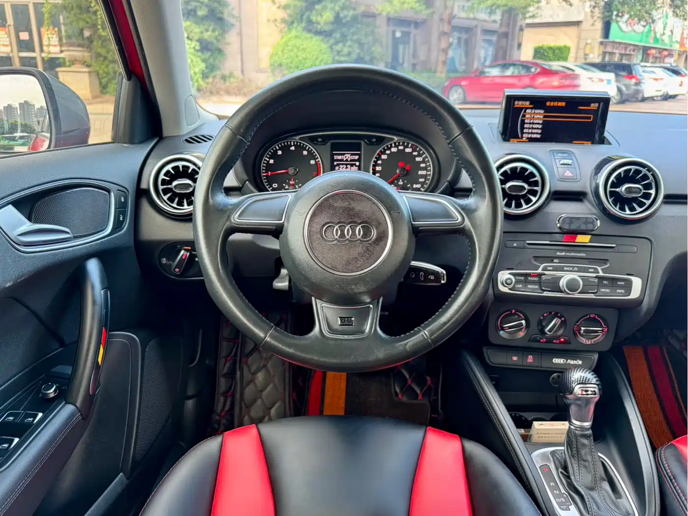 Audi A1 2016 30 TFSI Sportback Design Style Edition фото 6