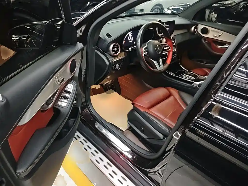 Mercedes-Benz GLC 2020 GLC 260 L 4MATIC Luxury фото 16
