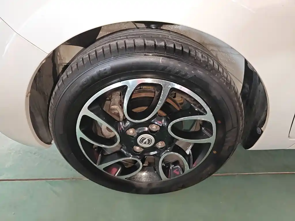 Changan Benben 2015 2014 1.4L IMT Premium Model