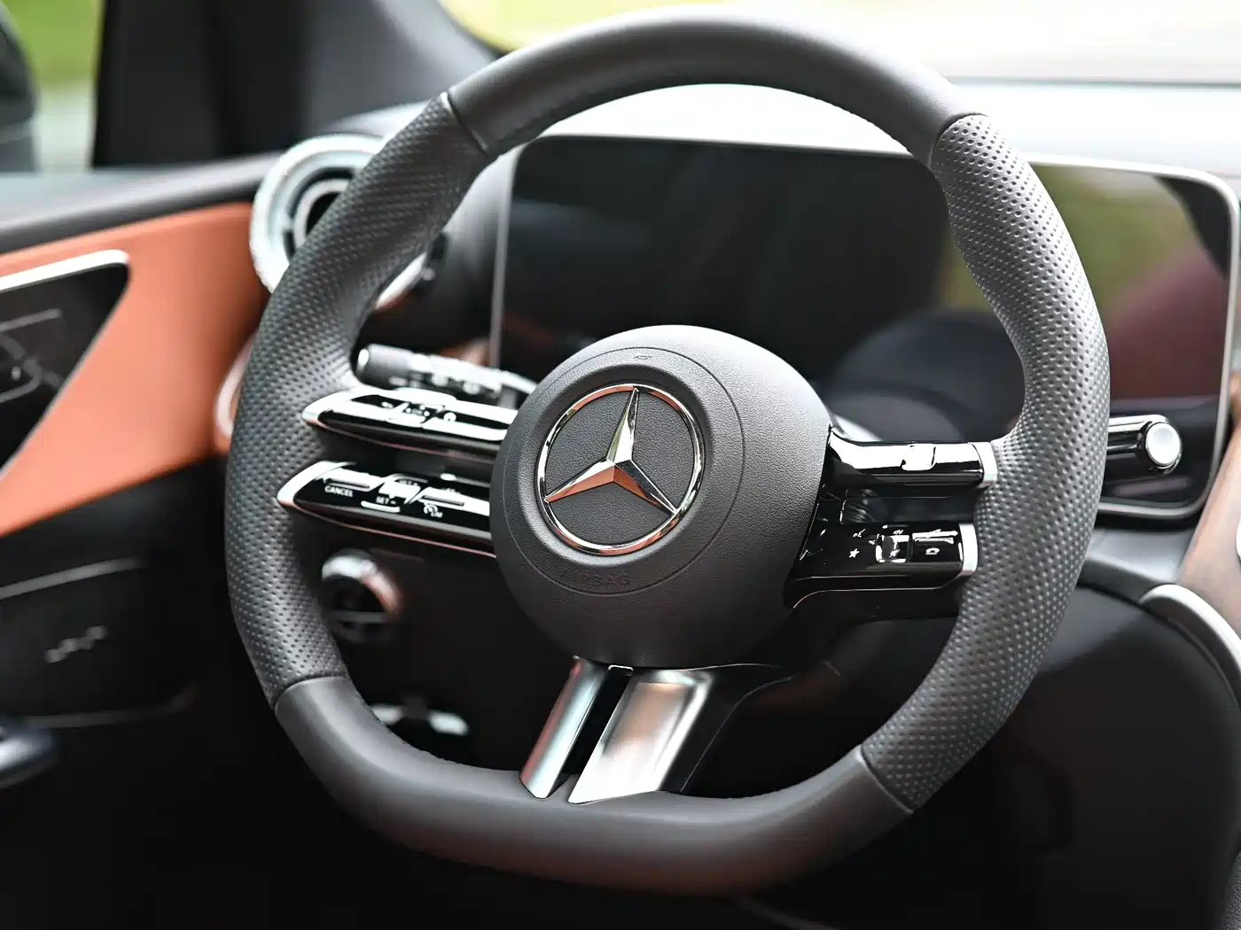 Mercedes-Benz GLC 2025 GLC 300 L 4MATIC Dynamic 5-seater фото 8