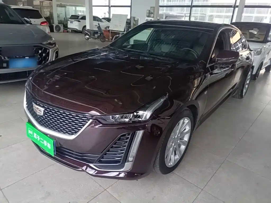 Фото 1 - Cadillac CT5
