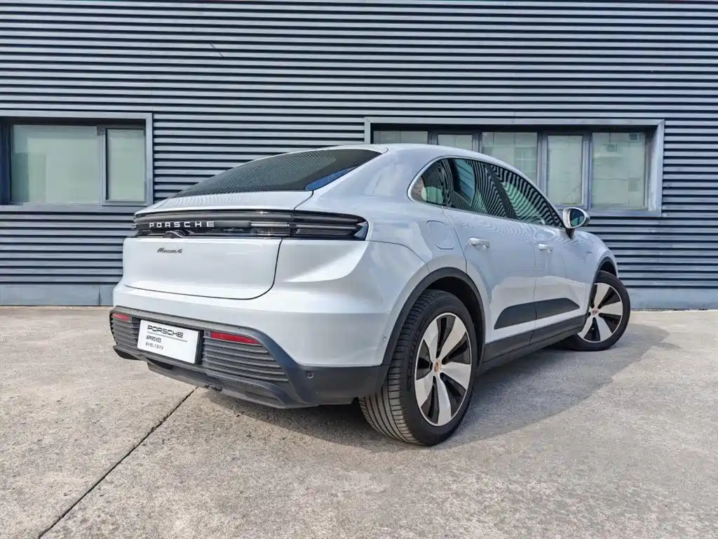 Porsche Macan EV 2024 2024 Macan 4