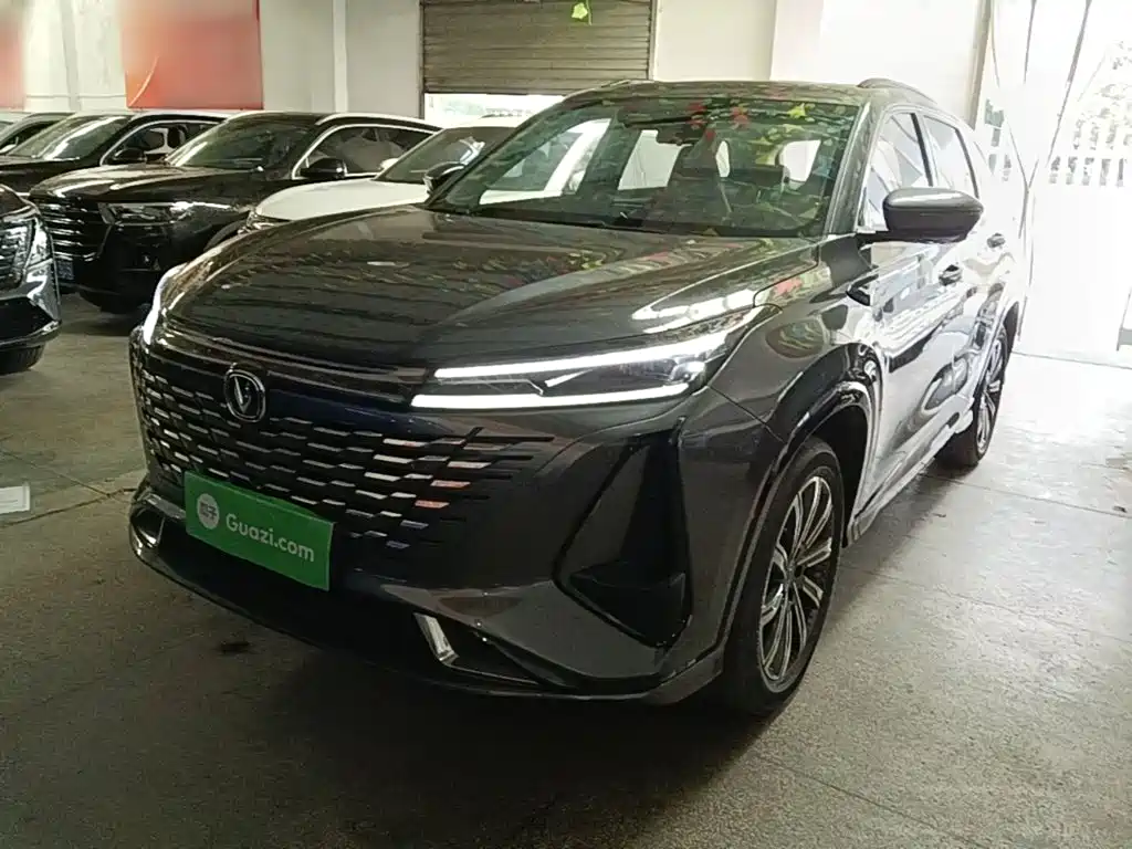 Фото 2 - Changan CS75 PLUS