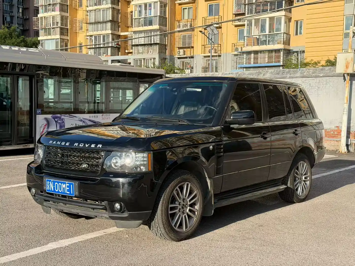 Фото 1 - Land Rover Range Rover