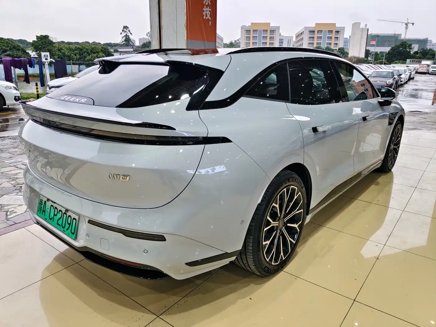 ZEEKR EXTREME KRYPTON 007GT