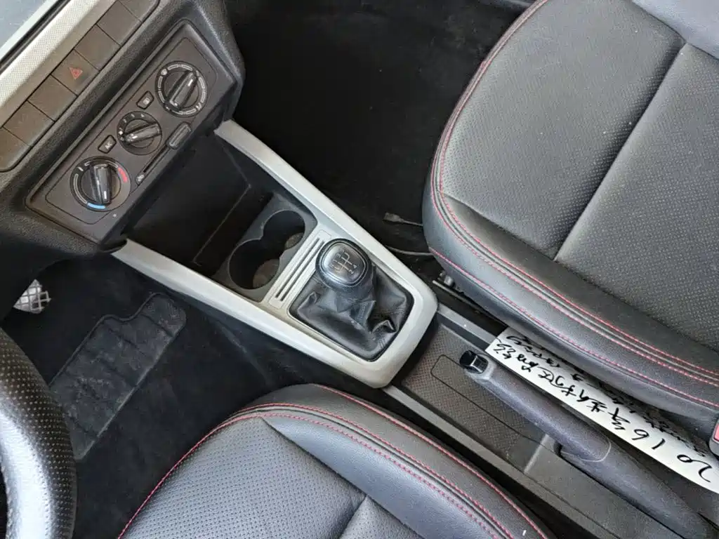 صورة 14 - Škoda Fabia