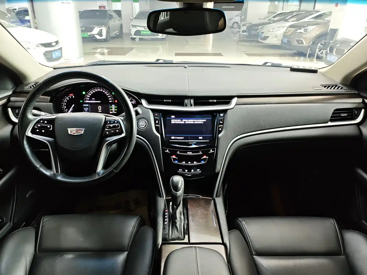 Cadillac XTS 2018 28T Elite фото 11