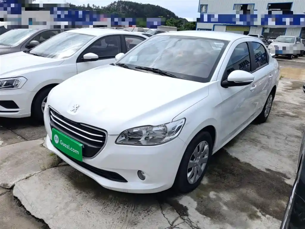 Peugeot 301 2016 2014 1.6L Manual Comfort Edition