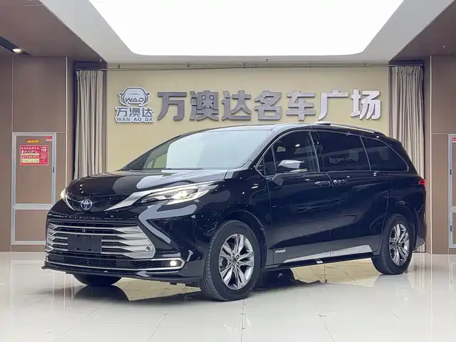 Toyota Sienna 2021 2.5L Hybrid Platinum Edition