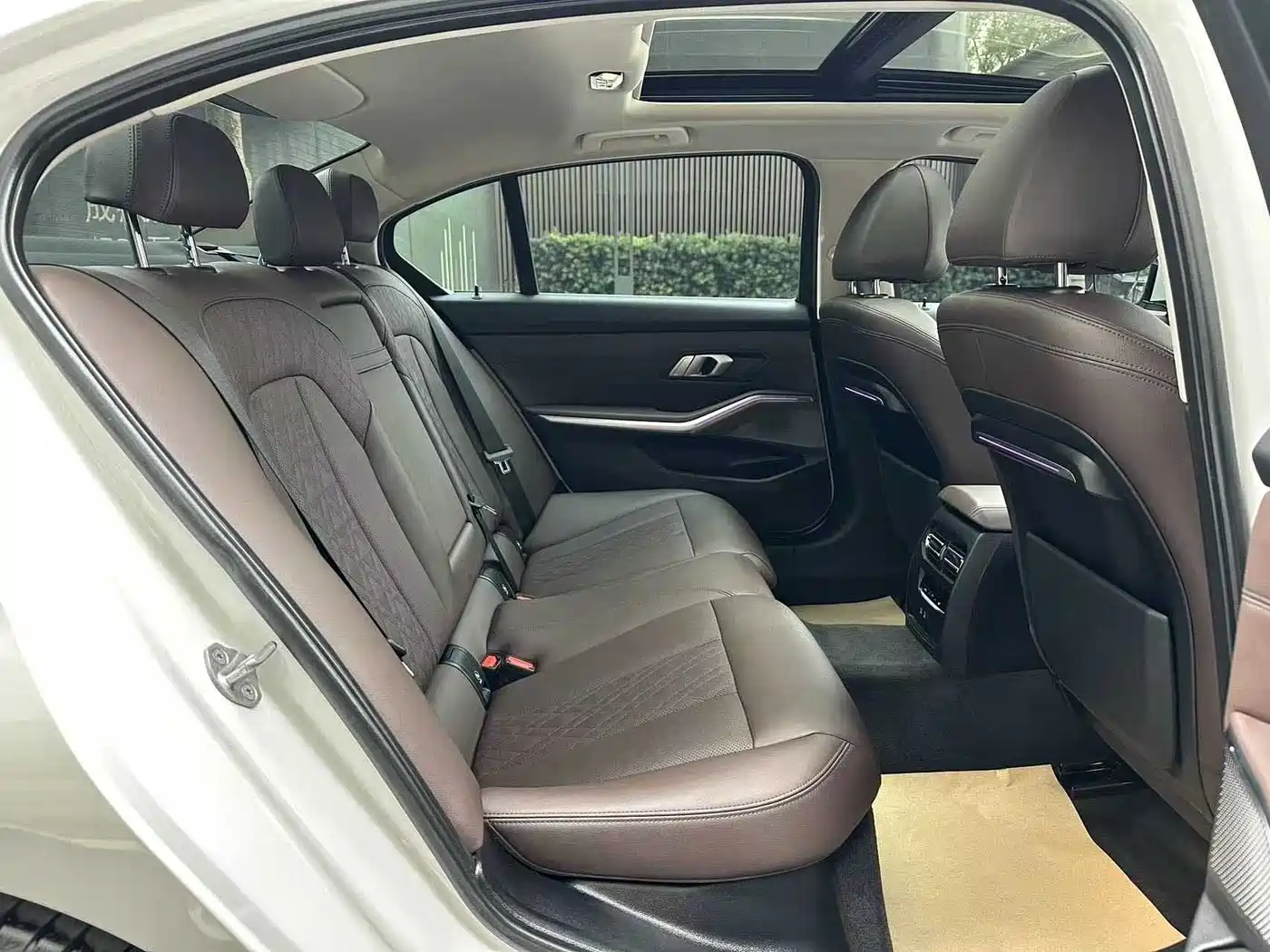 BMW 3 Series 2022 325Li M Sport Package фото 17