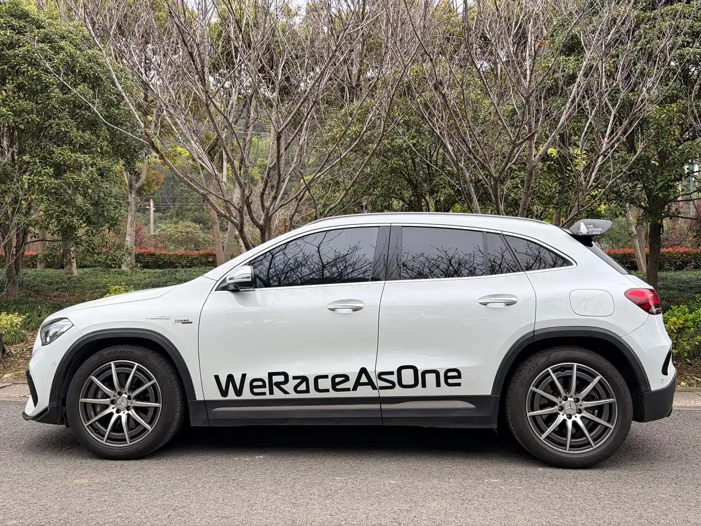 MERCEDES-BENZ GLA AMG