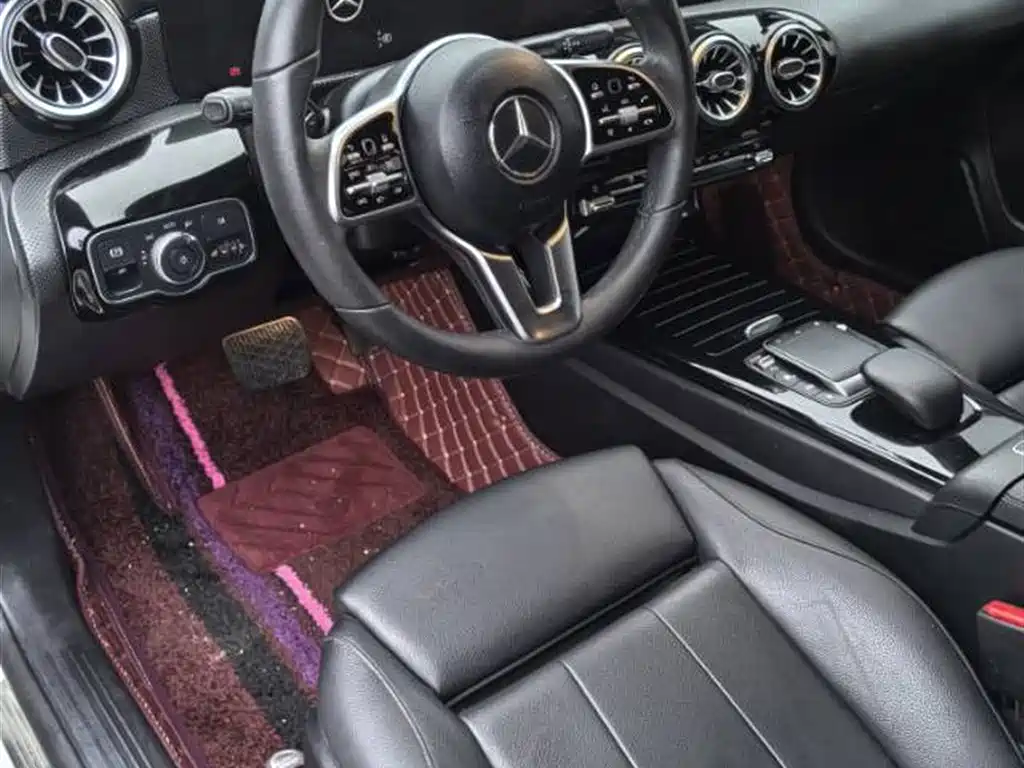 Mercedes-Benz A-Class 2021 Facelift A 180 L Sport Sedan фото 5