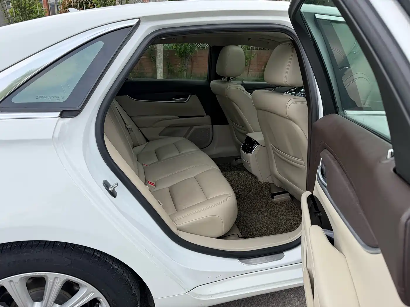 Cadillac XTS 2015 28T Comfort фото 13