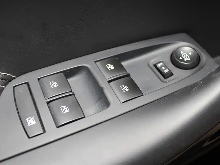 Buick Verano 2016 Hatchback 15S Automatic Leading фото 14