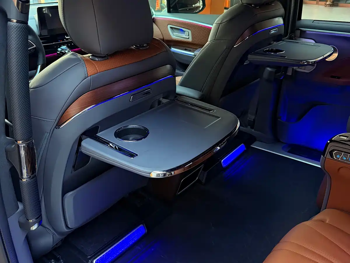 Toyota Sienna 2024 2.5L Hybrid Comfort Edition фото 12