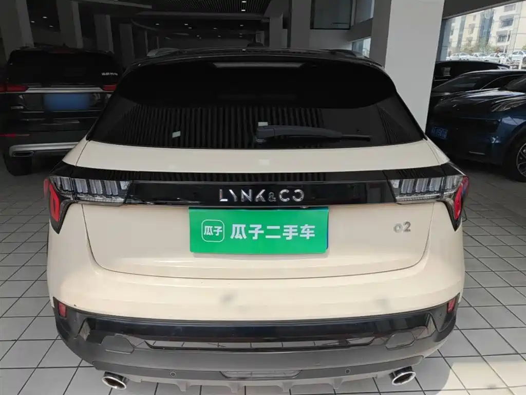 Lynk & Co 02 2019 1.5T DCT FWD Jin Pro Version China VI фото 6