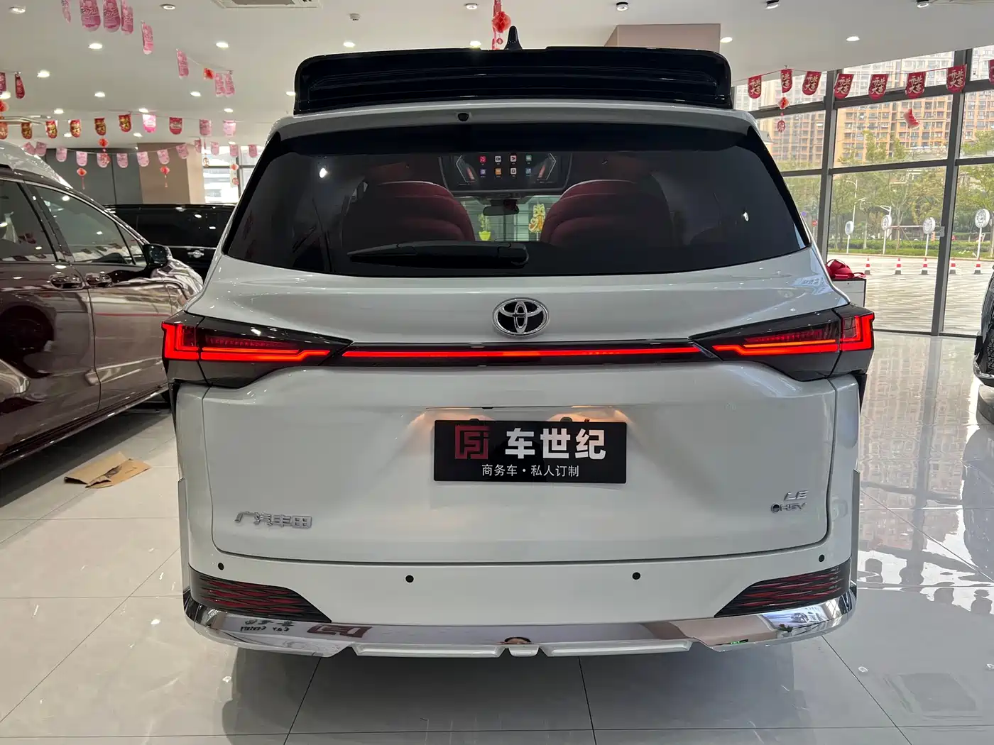 Toyota Sienna 2024 2.5L Hybrid Comfort Edition фото 21