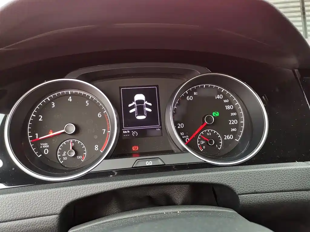 Volkswagen Golf 2018 280TSI Automatic R-Line Model фото 4