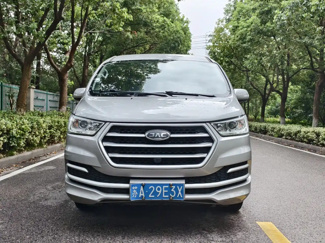 JAC Refine M4 2018 2018 2.0L Manual Express