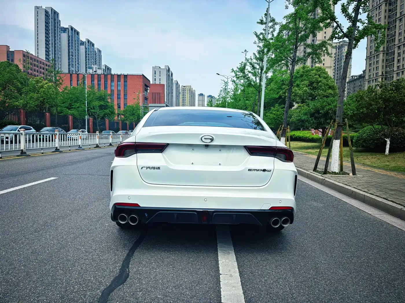 GAC Trumpchi Trumpchi Emkoo 2021 270T DCT J15 Edition фото 5