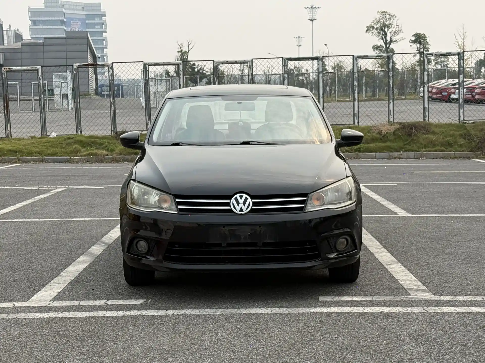صورة 2 - Volkswagen Jetta