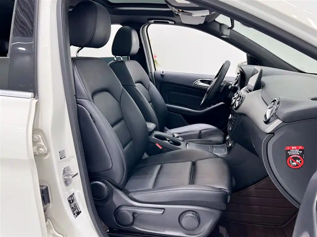 Mercedes-Benz B-Class 2017 B 200 Dynamic фото 10