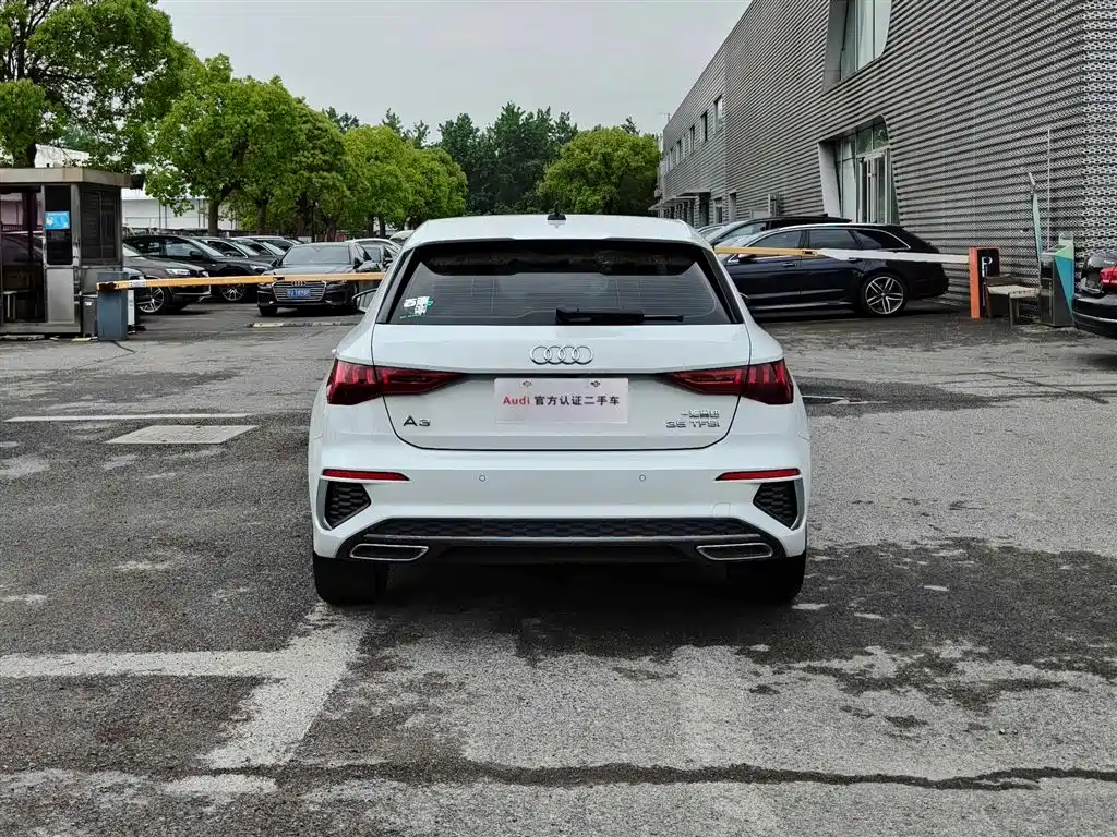 Audi A3 2024 Model Sportback 35 TFSI Fashion Sport фото 5