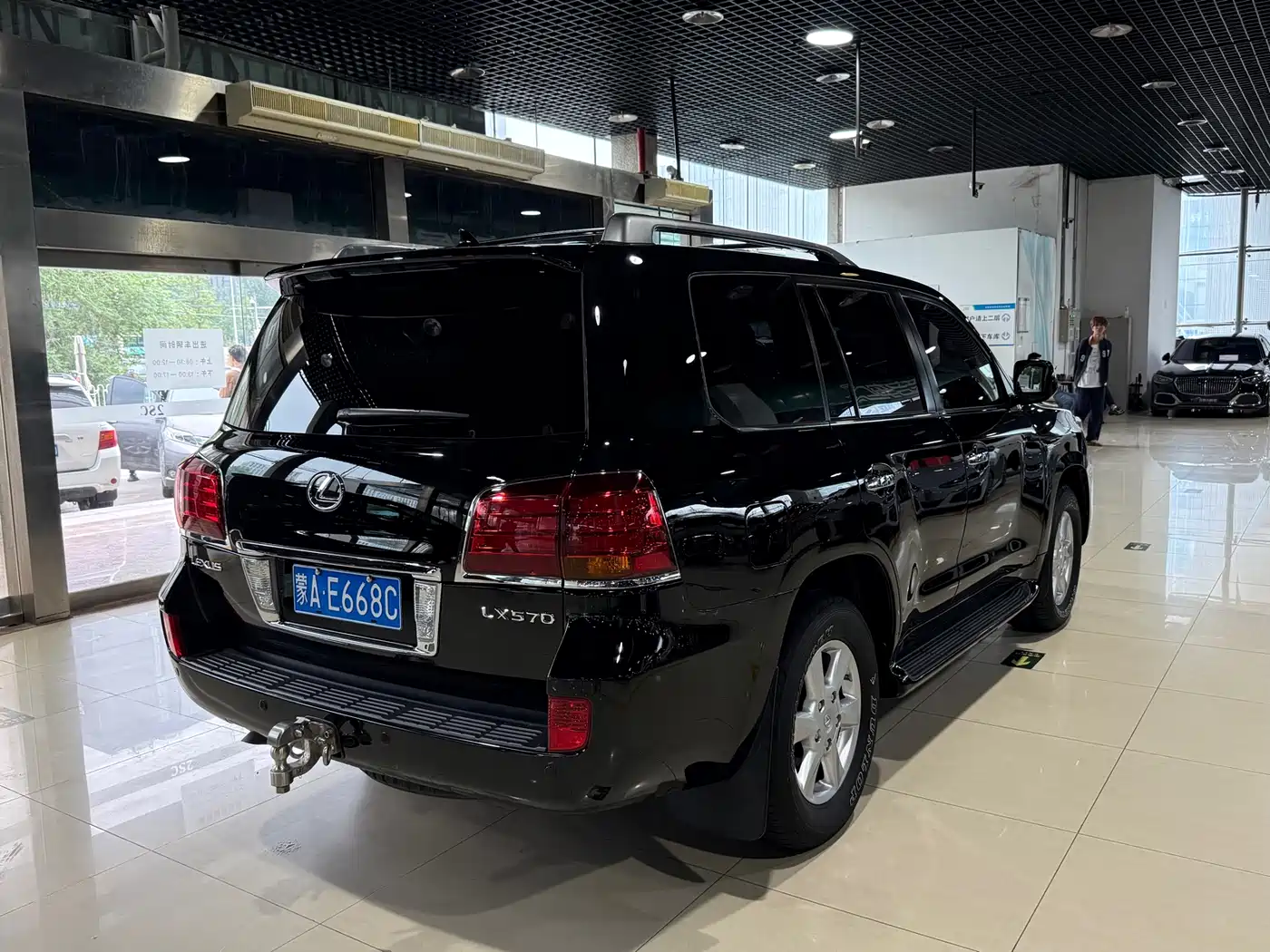 Lexus LX 2012 Model 570 фото 4