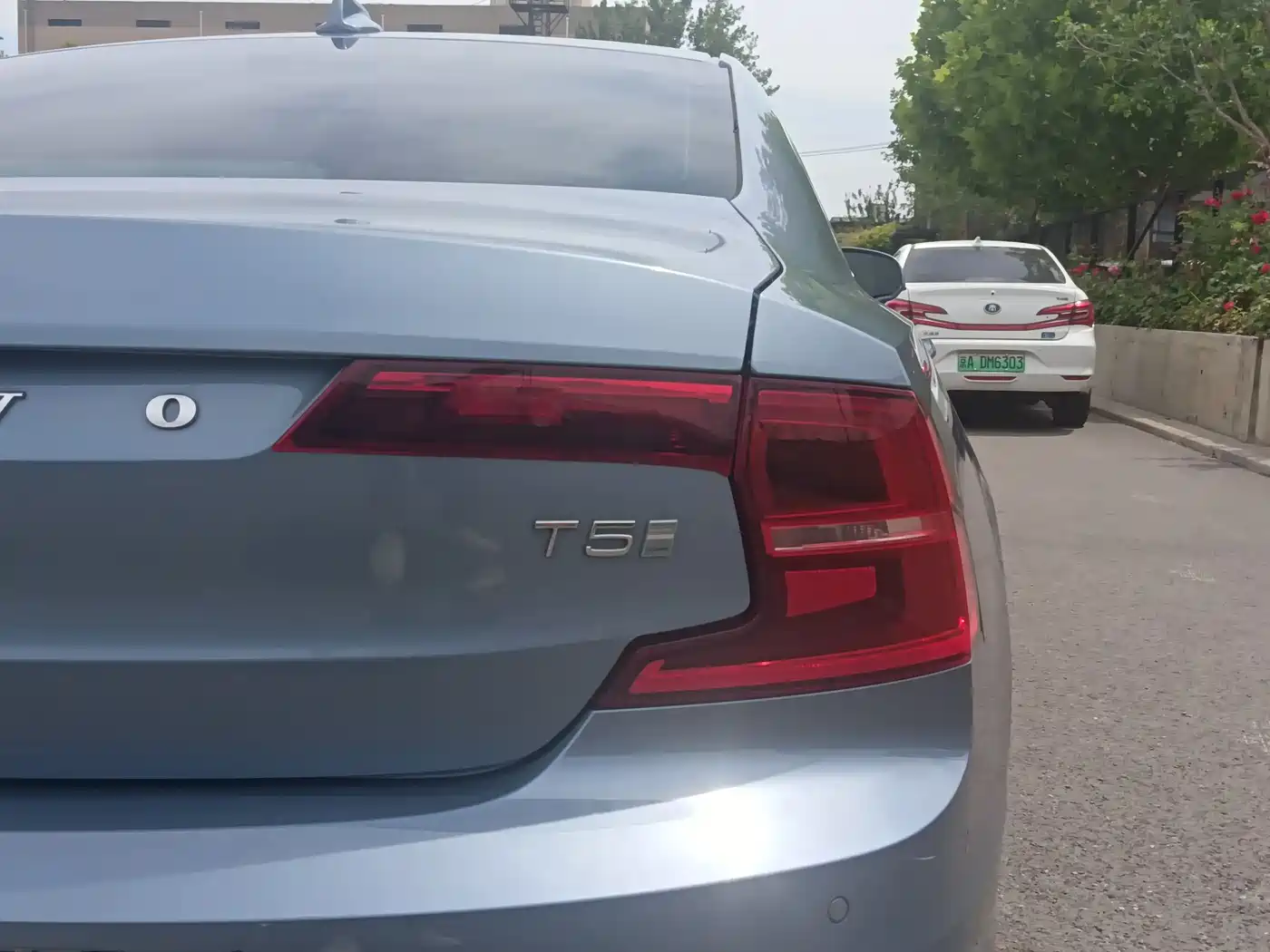 Фото 11 - Volvo S90