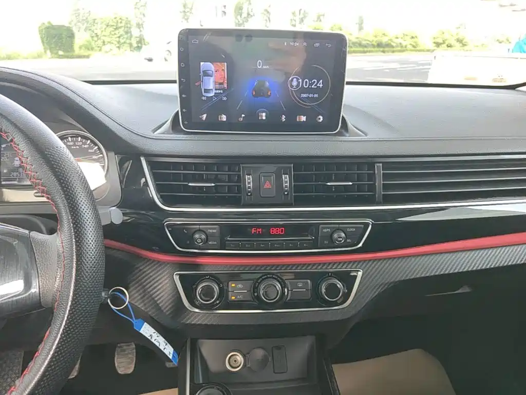 Dongfeng Fengxing Fengxing T5 2019 2021 1.6L Manual Comfort