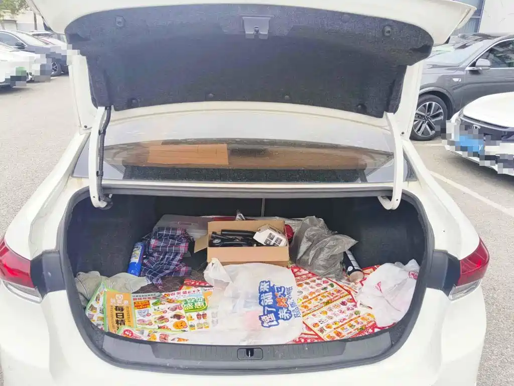 Photo 5 - Buick Excelle