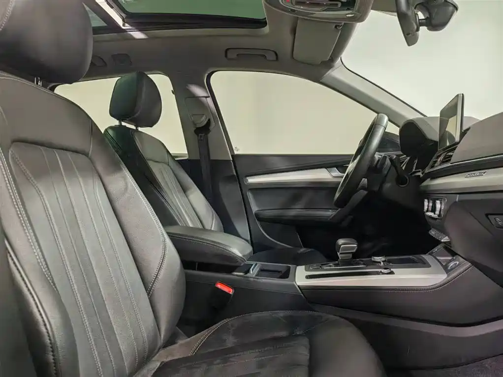 Audi Q5L 2020 40 TFSI Prestige Fashion фото 8
