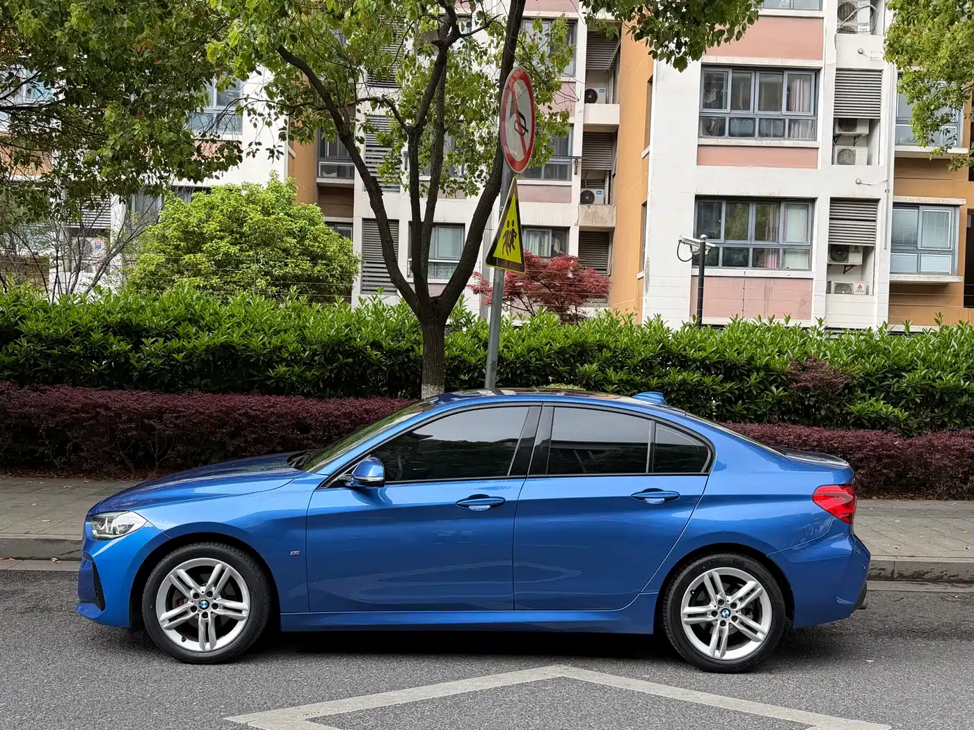 BMW 1 Series 2019 118i M Sport Package фото 6