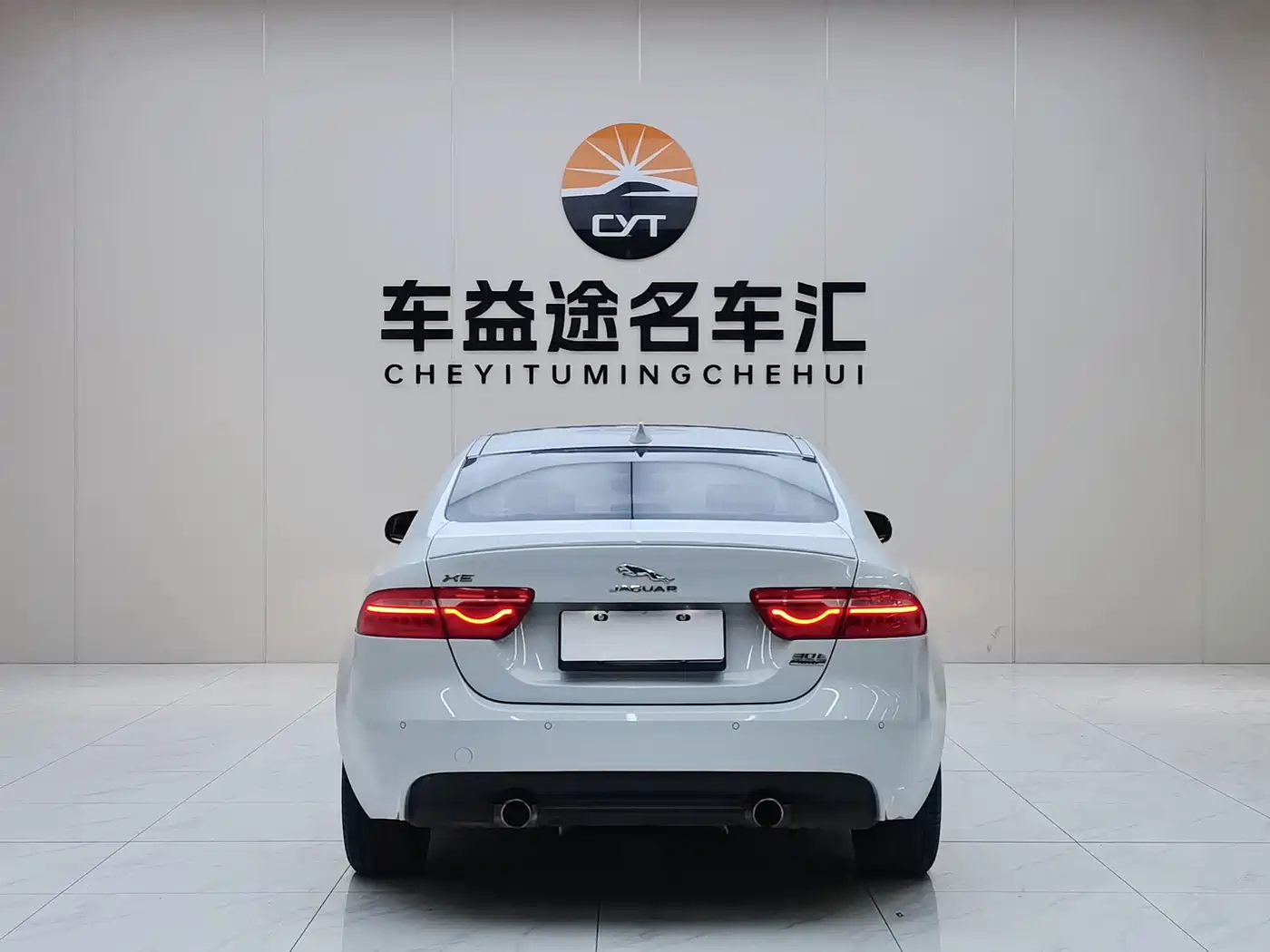 Jaguar XE 2019 2019 2.0T 300PS AWD Landmark Edition