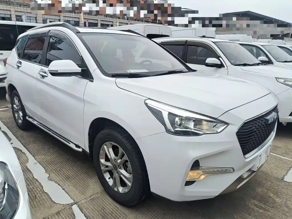 Фото 4 - Haval M6