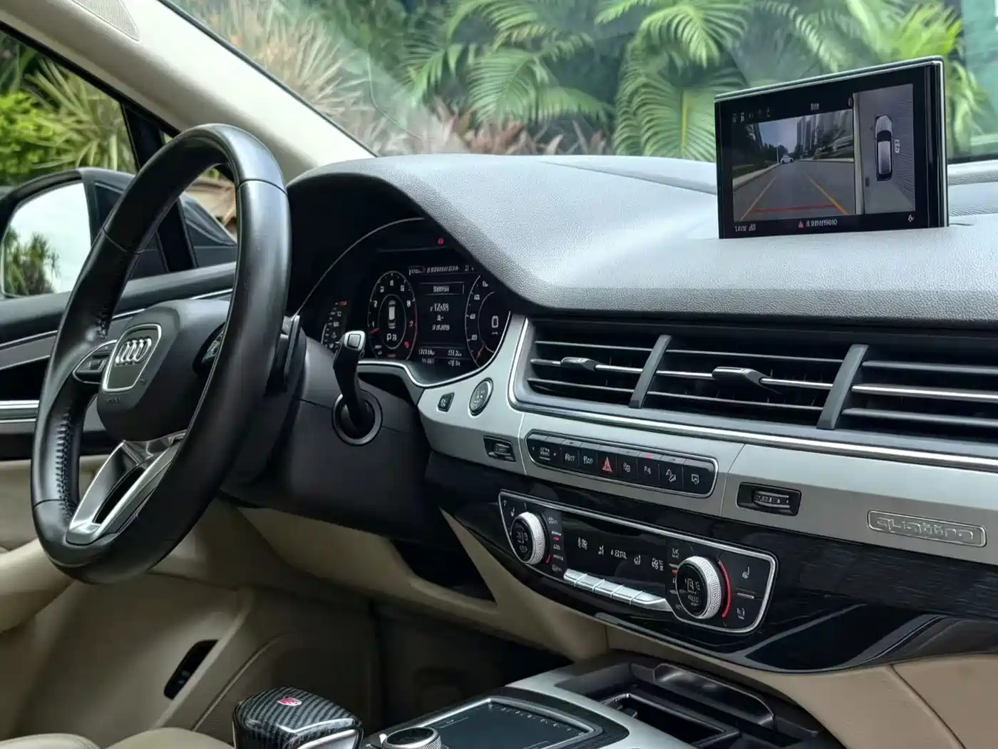 Фото 6 - Audi Q7