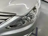 Photo 5 - Hyundai Sonata