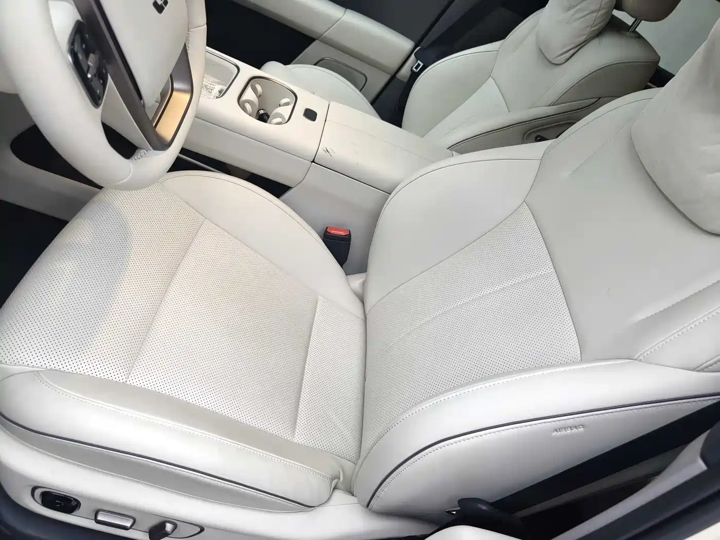 Li Auto i6 2025 2025 4WD Base Model
