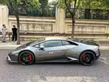 Фото 3 - Lamborghini Huracán