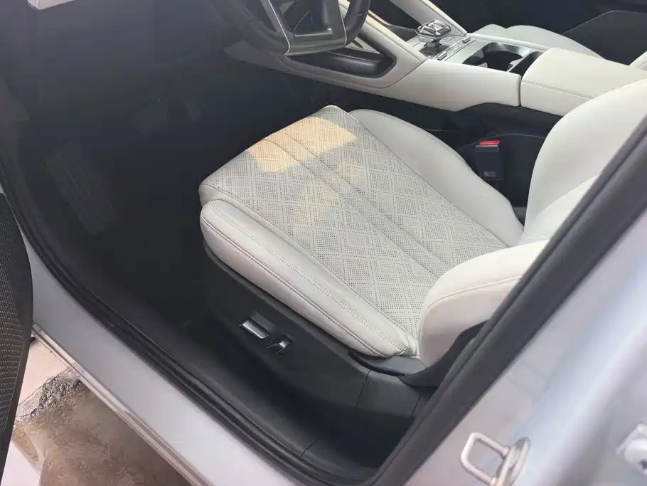 BYD Yuan UP 2024 2024 401KM Leading Edition