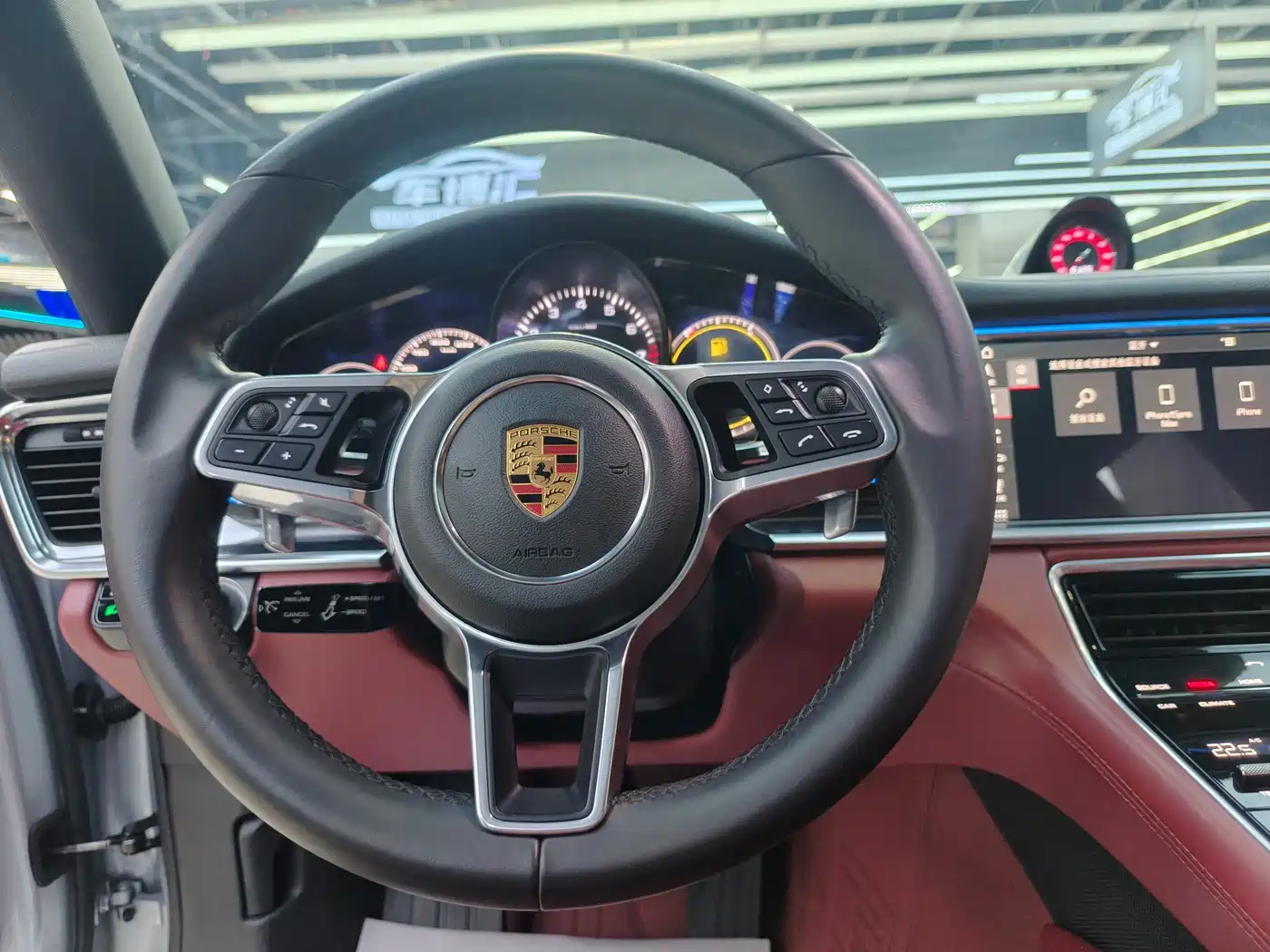 Porsche Panamera 2017 Panamera Executive Long Wheelbase 3.0T фото 14